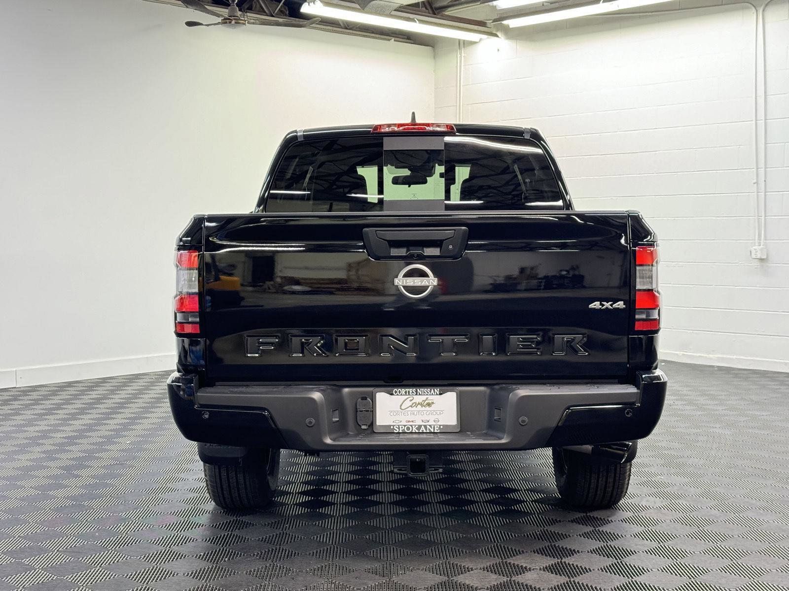 2026 Nissan Frontier SV - Photo 6
