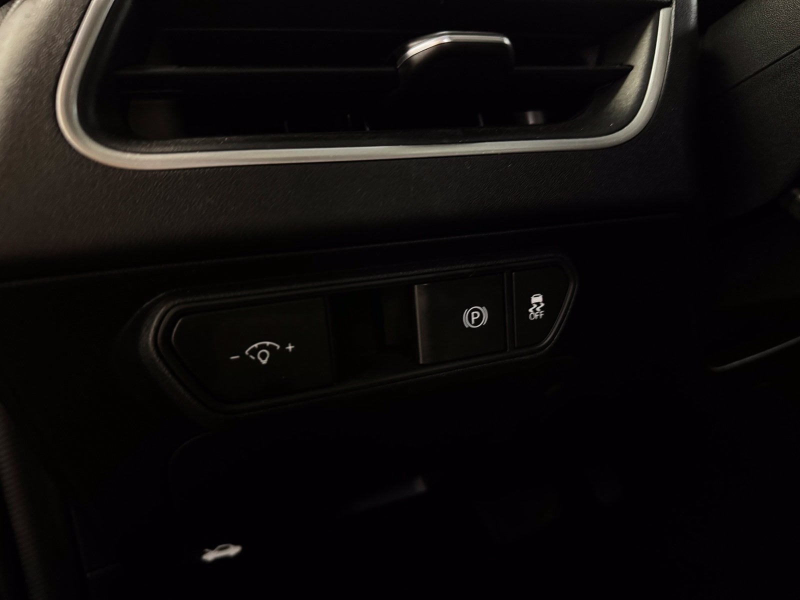 2025 Kia K4 LXS - Photo 22