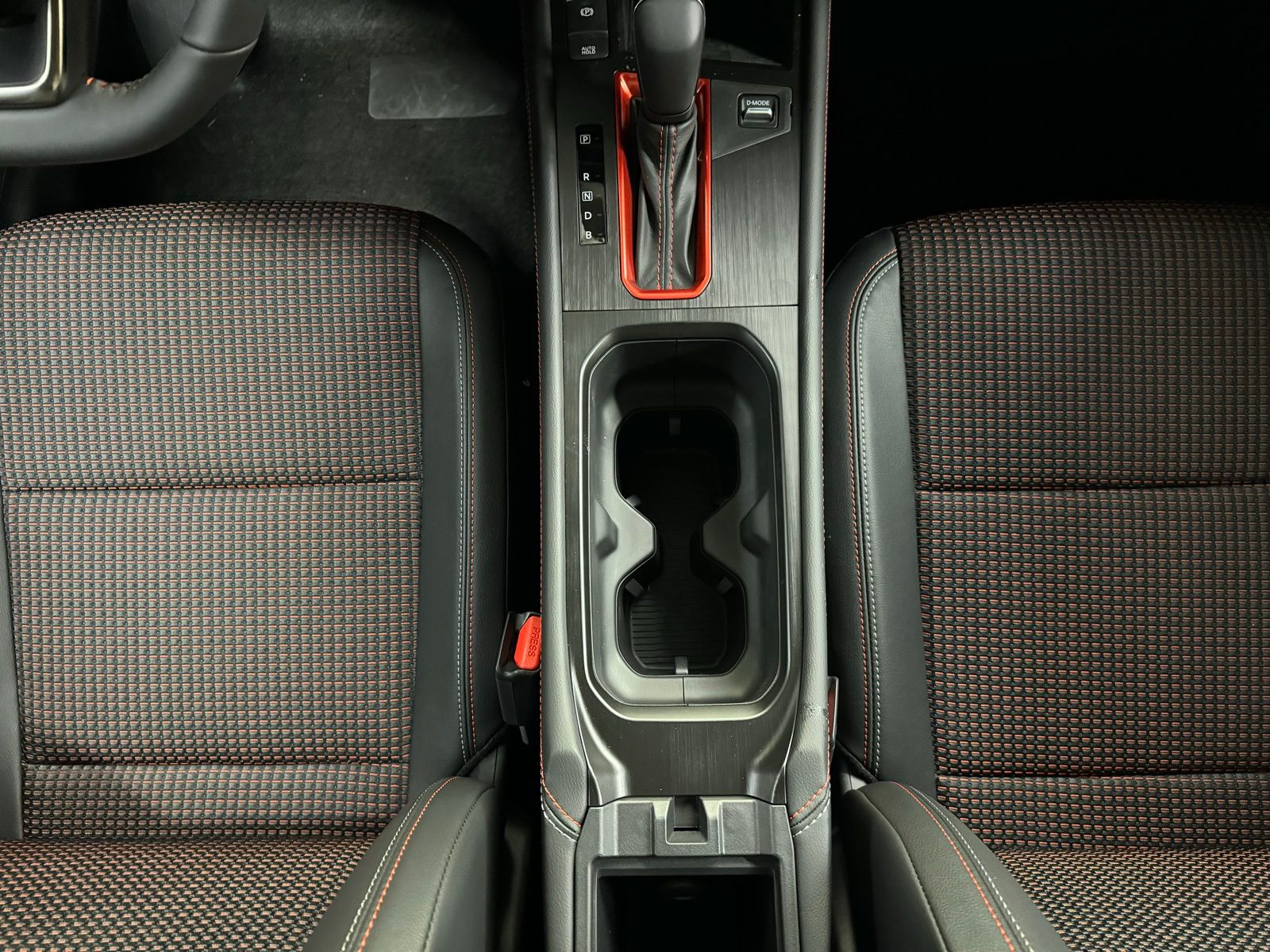 2026 Nissan KICKS SR AWD - Photo 24