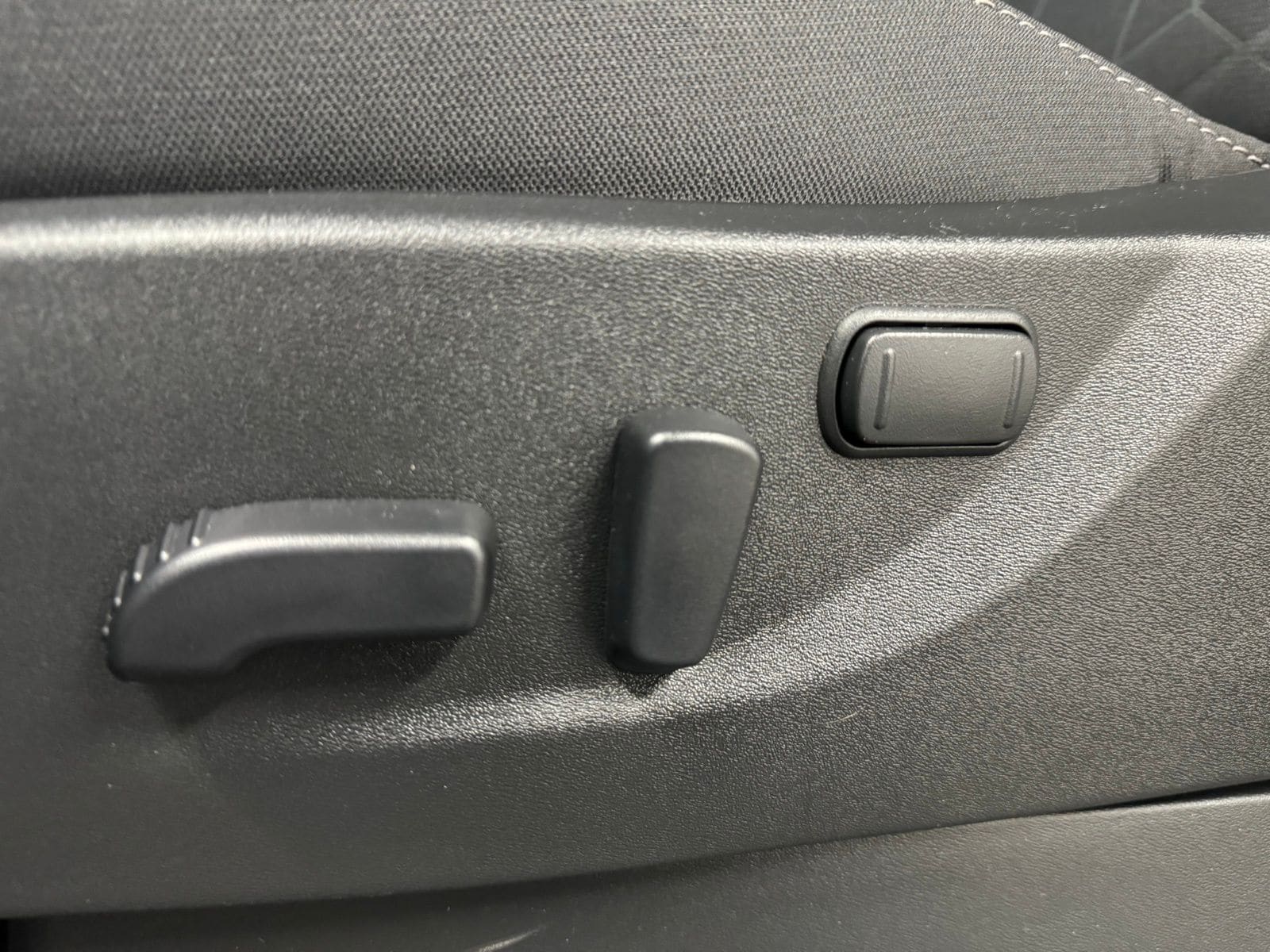 2026 Nissan Frontier SV - Photo 20