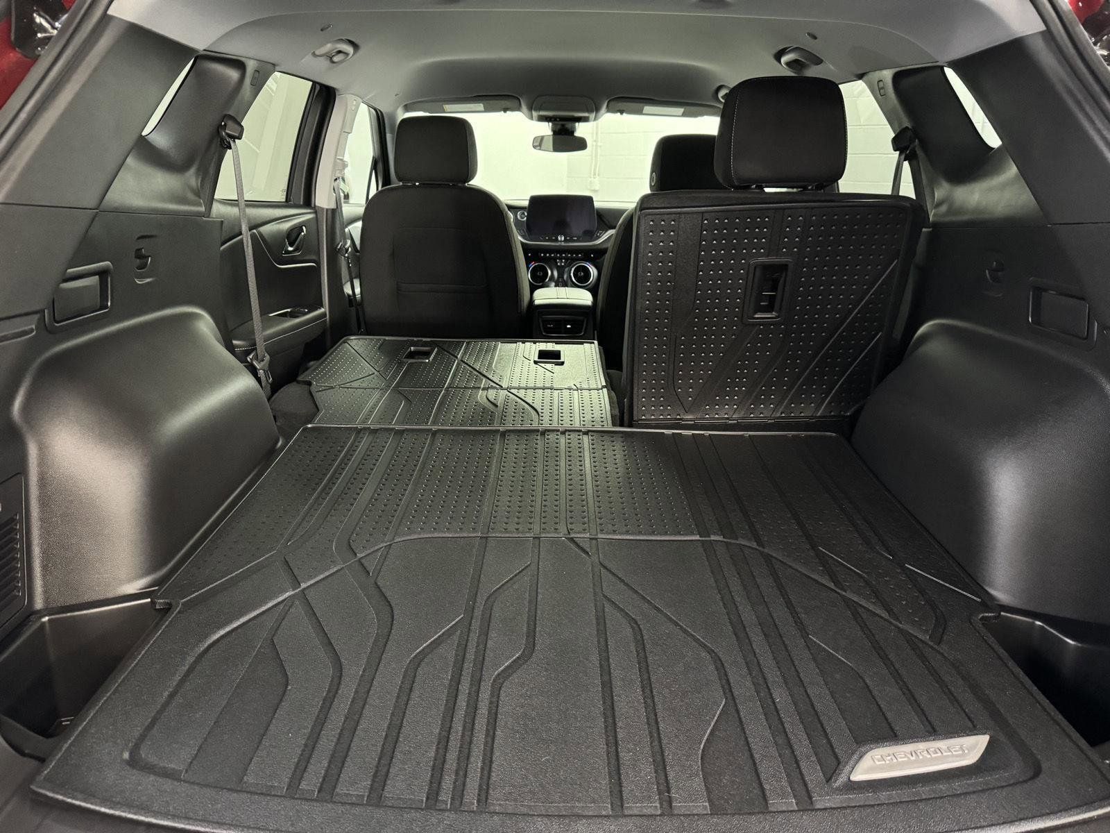 2025 Chevrolet Blazer 2LT - Photo 31