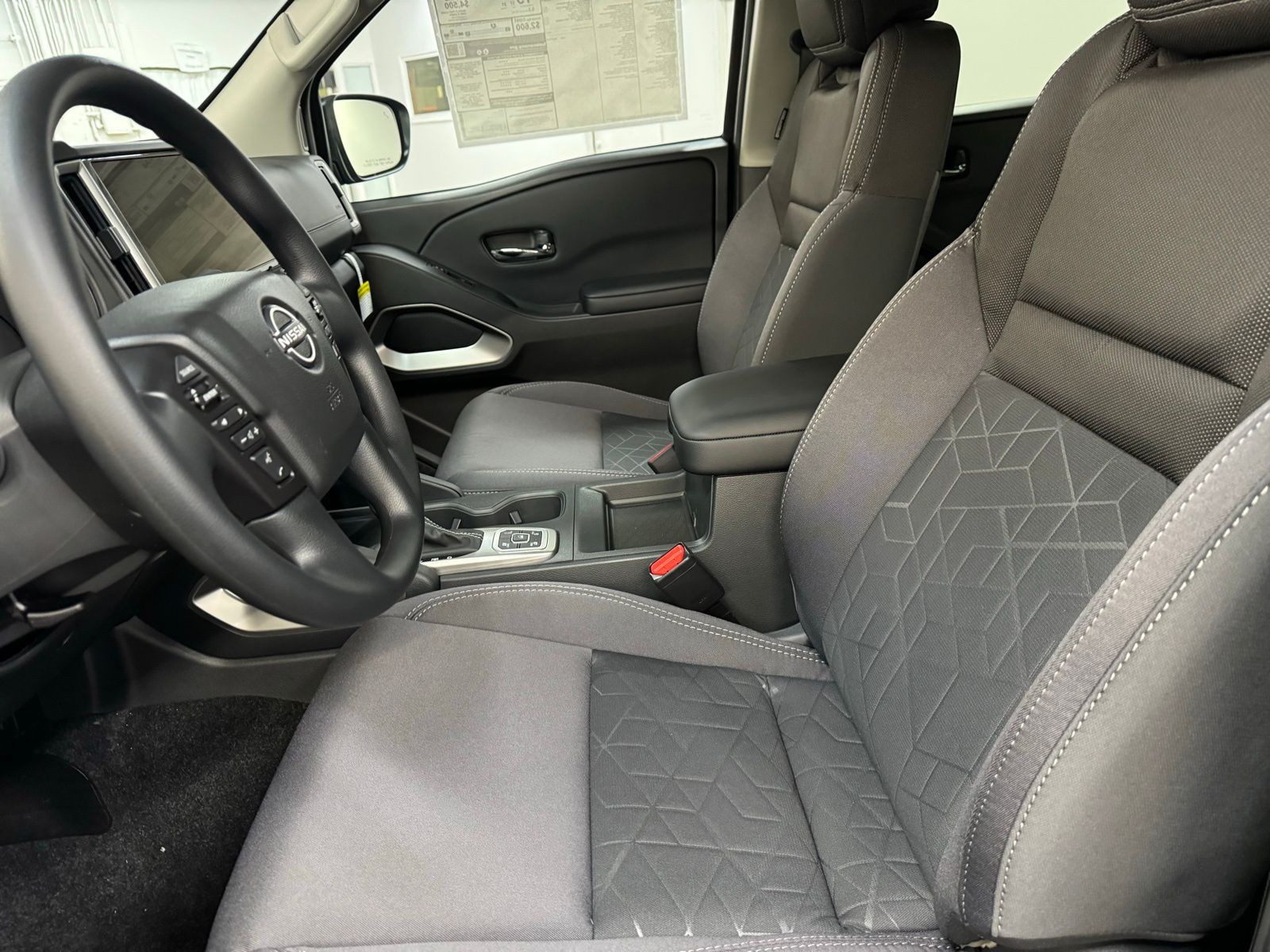 2026 Nissan Frontier SV - Photo 11