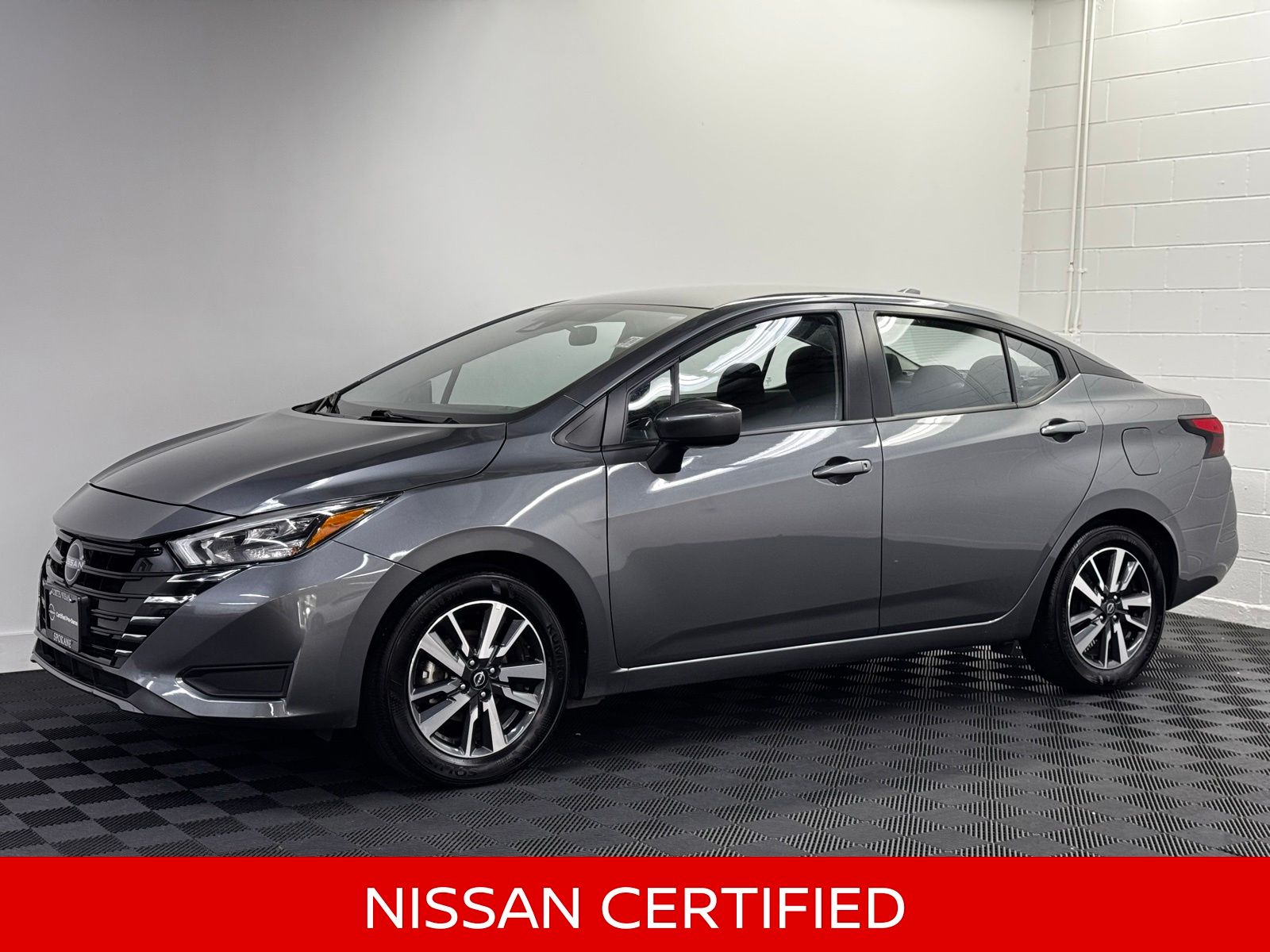 2025 Nissan Versa 1.6 SV CVT's photo