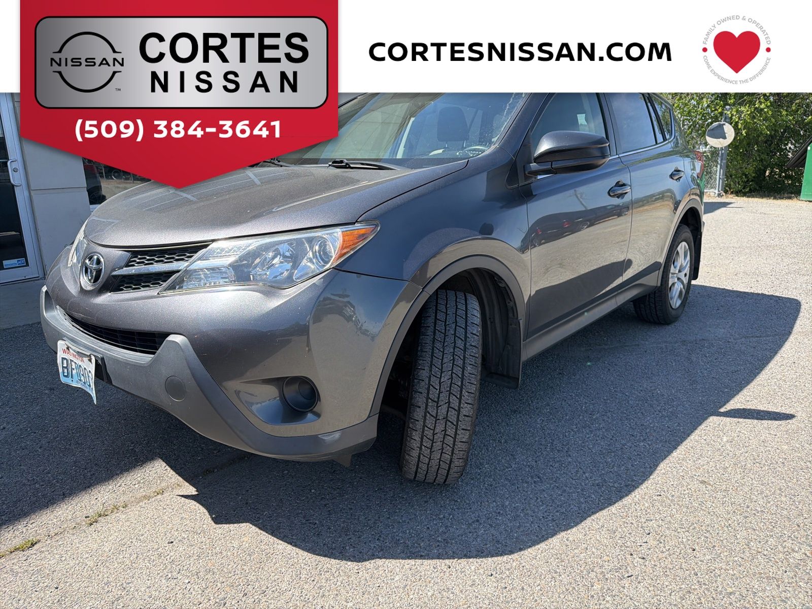 2014 Toyota RAV4 LE AWD's photo