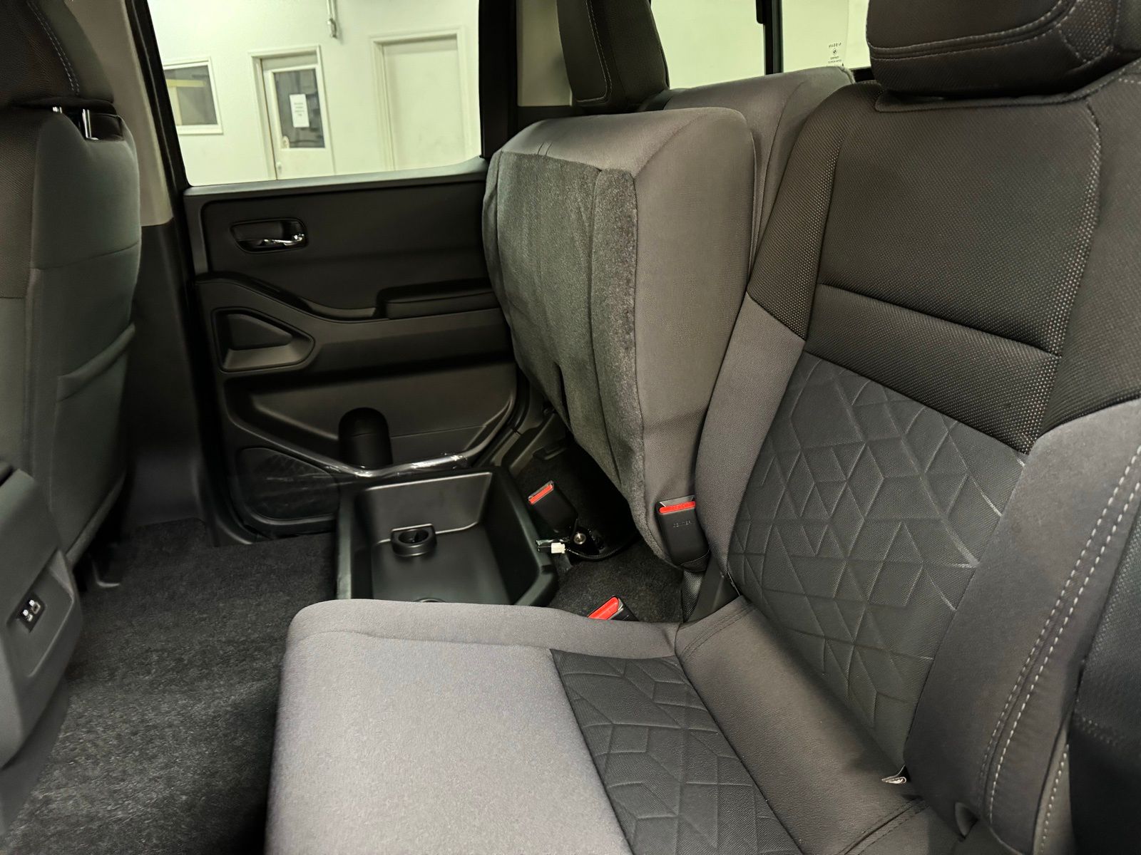 2026 Nissan Frontier SV - Photo 25