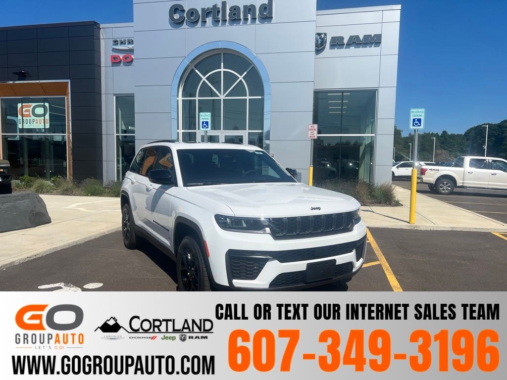 New 2026 Jeep Grand Cherokee LAREDO ALTITUDE 4X4 Sport Utility