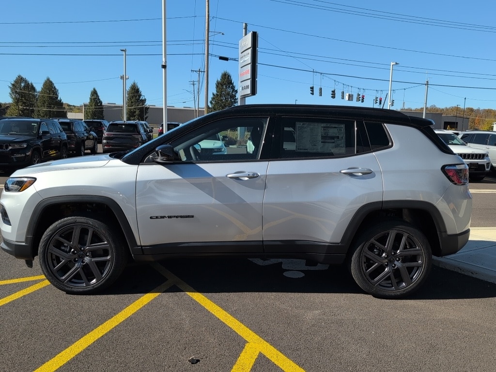 New 2026 Jeep Compass LIMITED ALTITUDE 4X4 Sport Utility