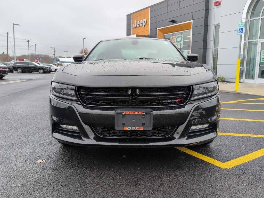 Used 2019 Dodge Charger SXT Sedan
