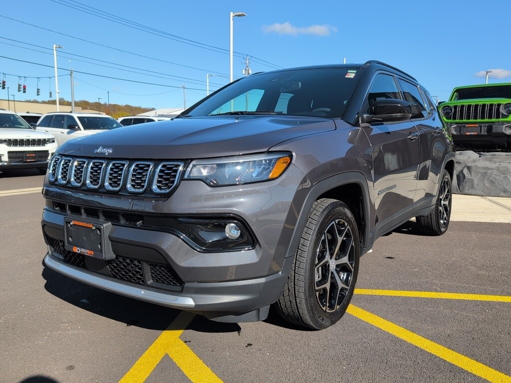 2024 Jeep Compass Limited photo 2