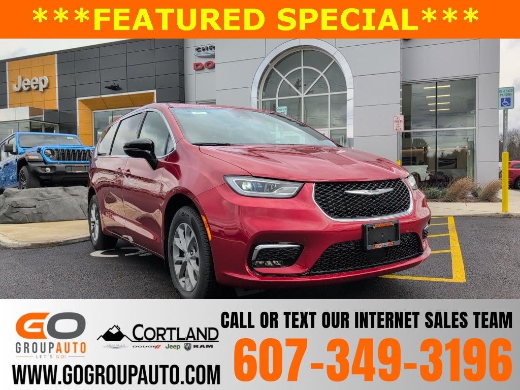 2026 Chrysler Pacifica Limited's photo