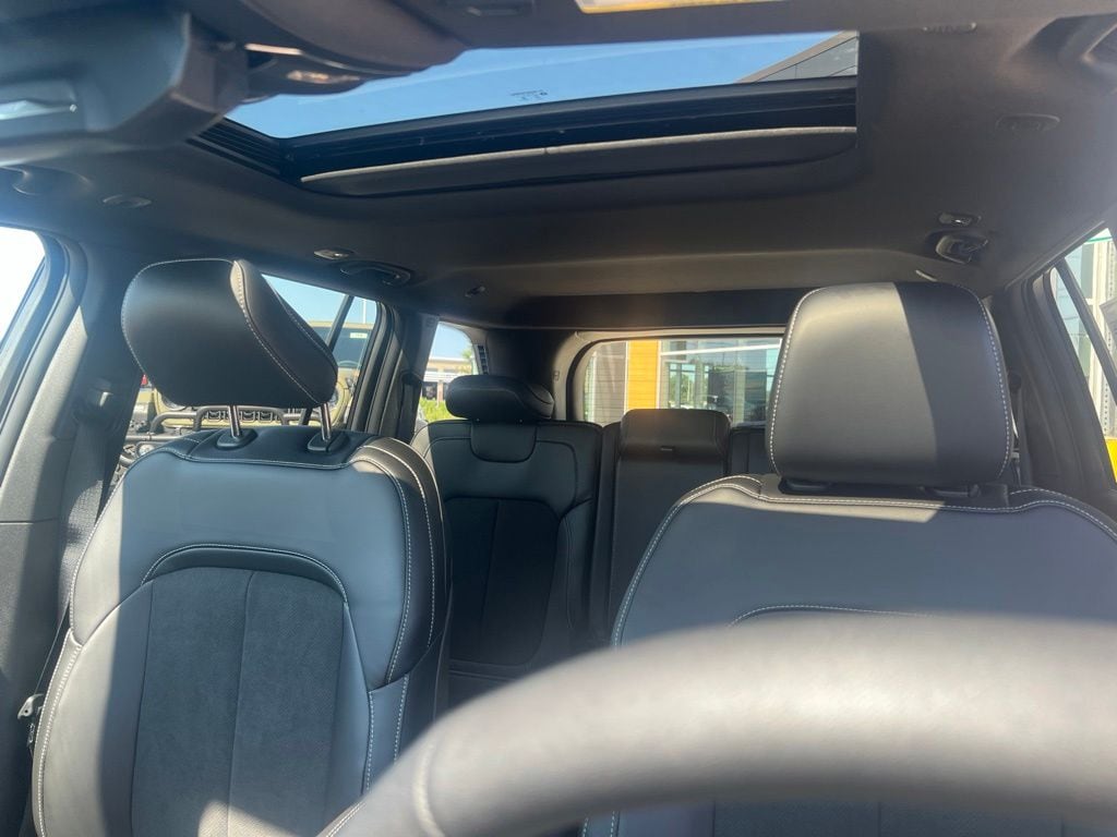New 2026 Jeep Grand Cherokee LAREDO ALTITUDE 4X4 Sport Utility