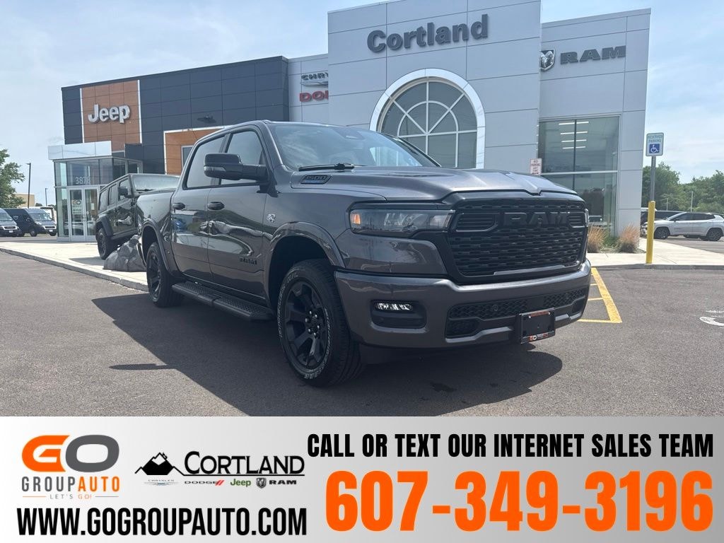 New 2026 Ram 1500 BIG HORN CREW CAB 4X4 5'7 BOX Pickup