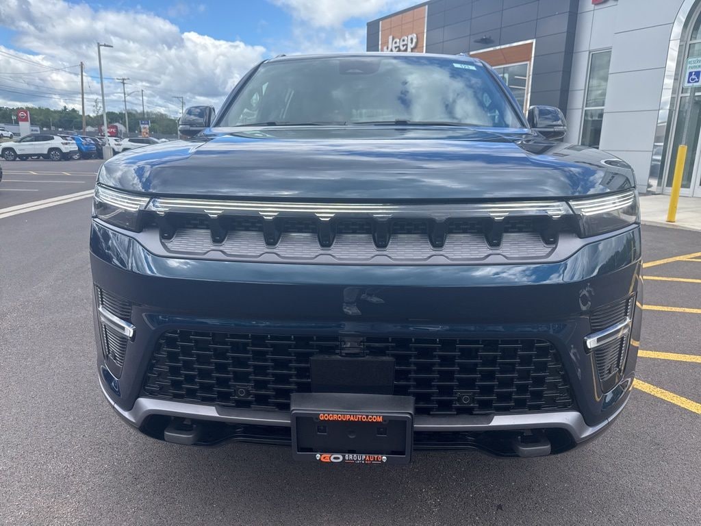 New 2026 Jeep Grand Wagoneer LIMITED ALTITUDE 4X4 Sport Utility