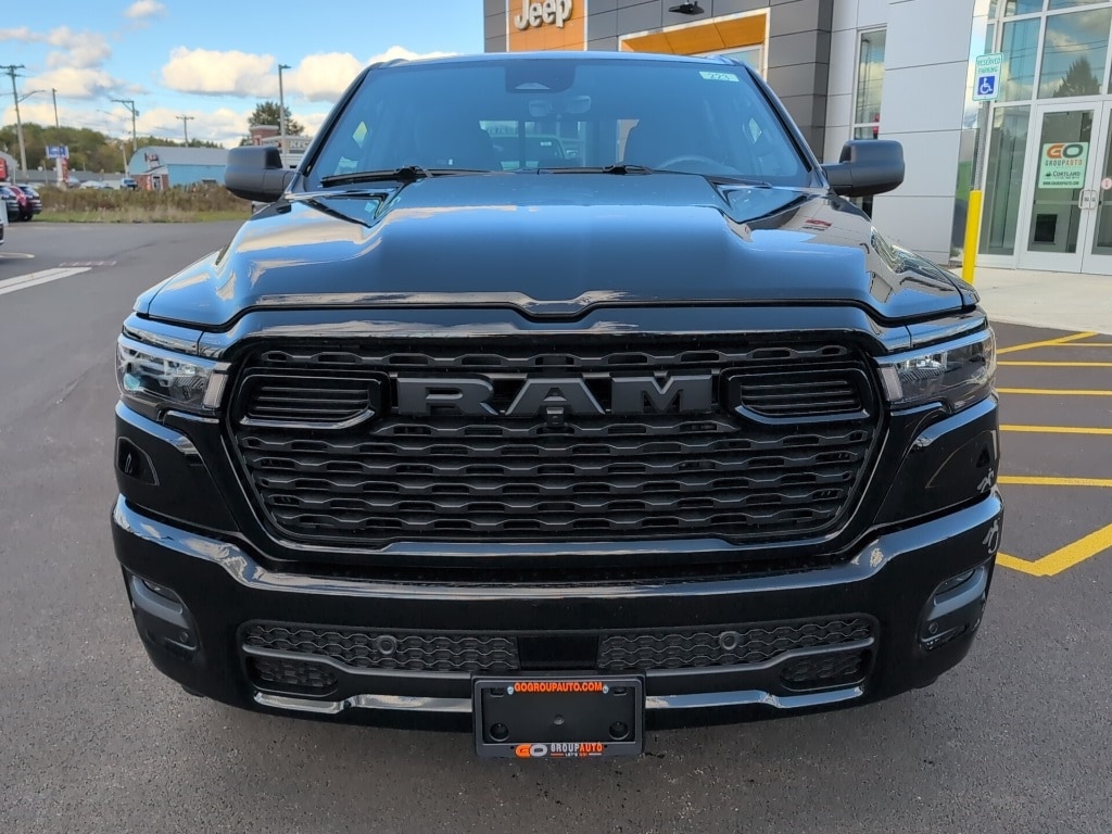 New 2025 Ram 1500 TRADESMAN CREW CAB 4x4 5'7 BOX Pickup