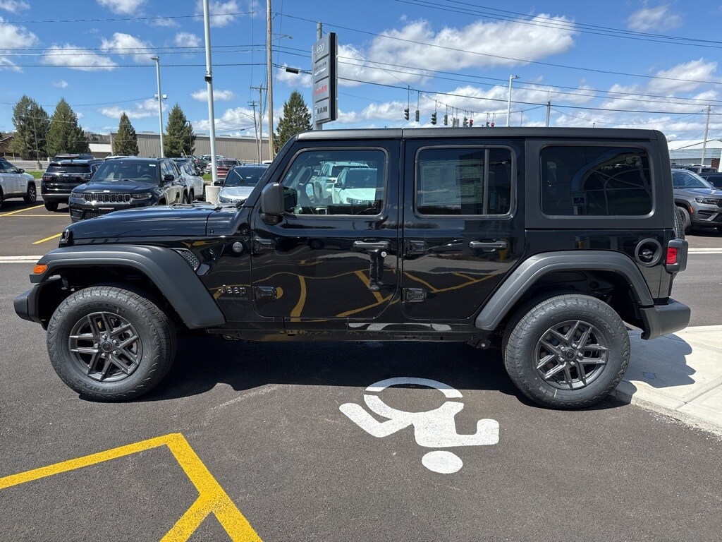 2025 Jeep Wrangler Sport photo 4
