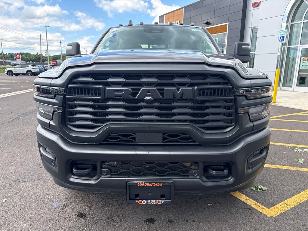 New 2026 Ram 2500 TRADESMAN CREW CAB 4X4 6'4 BOX Pickup