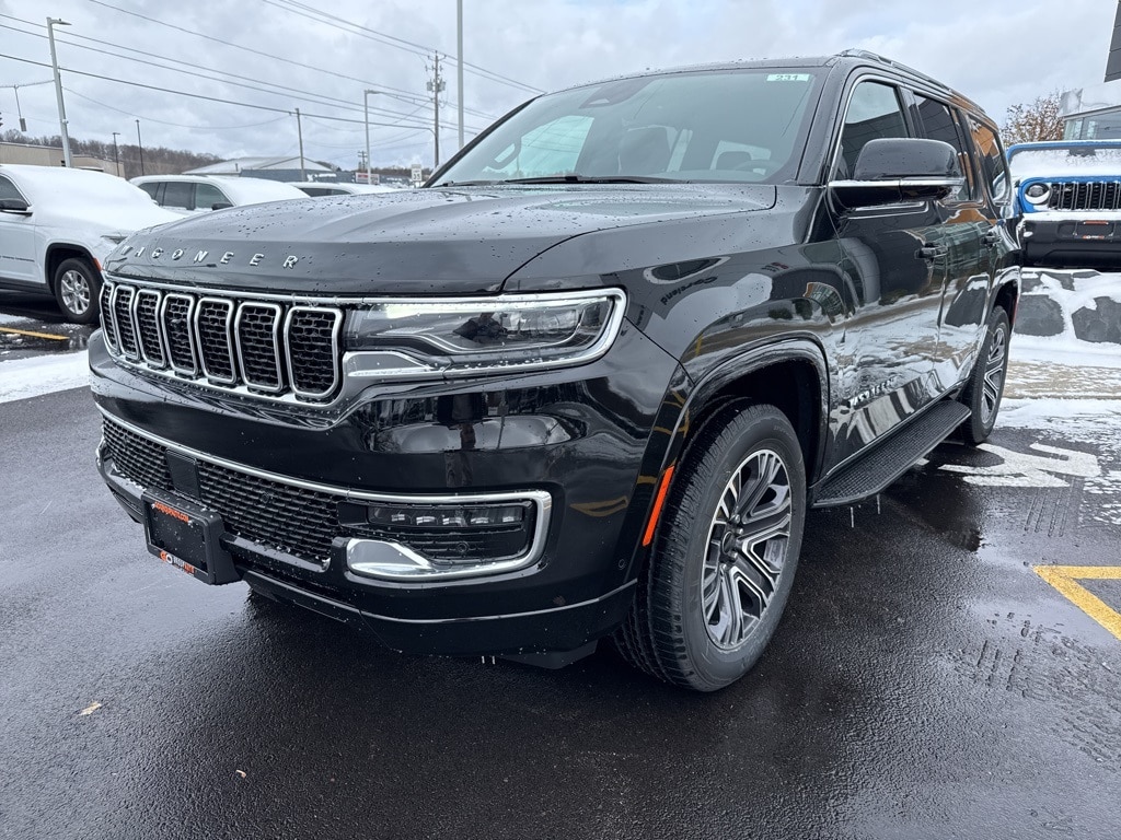 New 2025 Jeep Wagoneer 4X4 Sport Utility