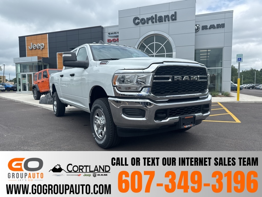 2024 Ram 2500 TRADESMAN CREW CAB 4X4 6'4 BOX