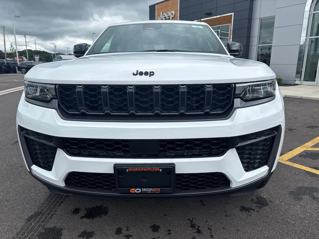 New 2026 Jeep Grand Cherokee LAREDO ALTITUDE 4X4 Sport Utility