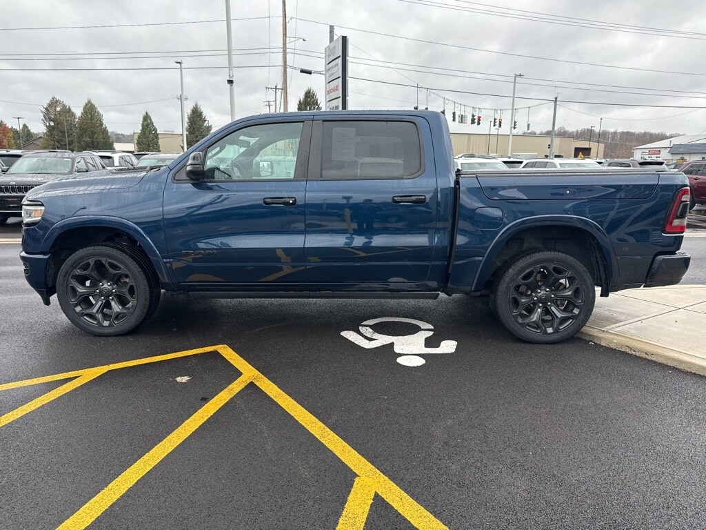 2023 Ram 1500 Limited photo 2
