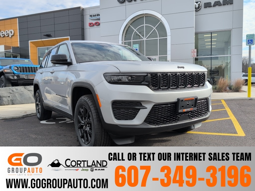 2025 Jeep Grand Cherokee Altitude's photo