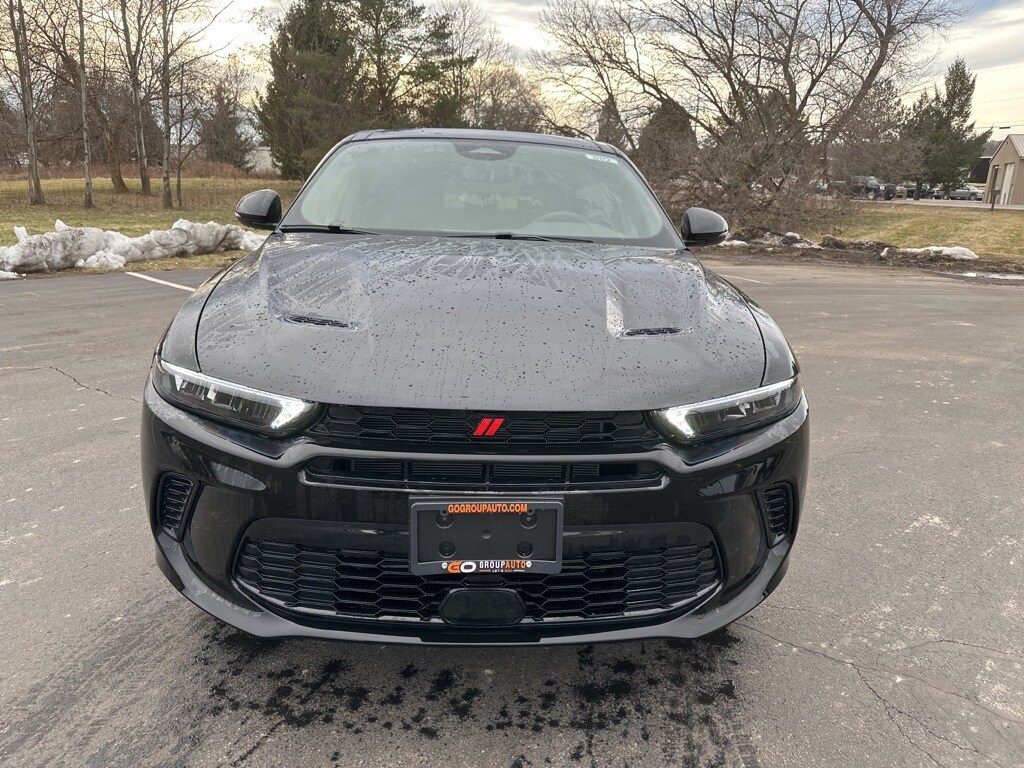 2024 Dodge Hornet R/T Plus photo 2