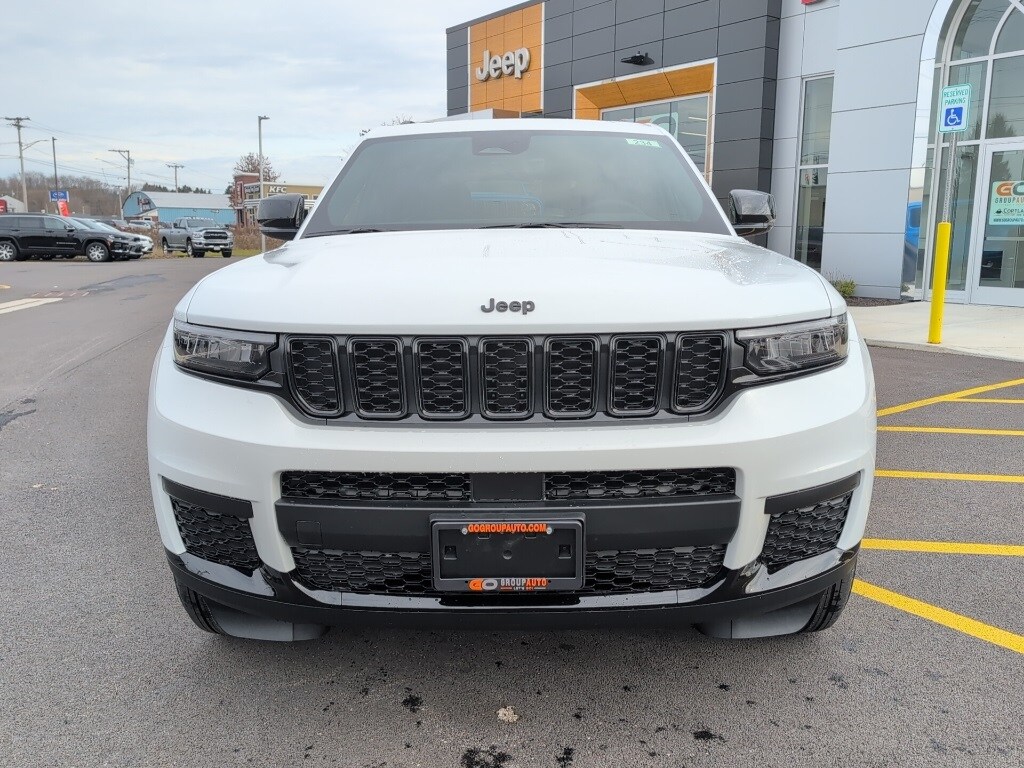 New 2025 Jeep Grand Cherokee L L ALTITUDE X 4X4 Sport Utility