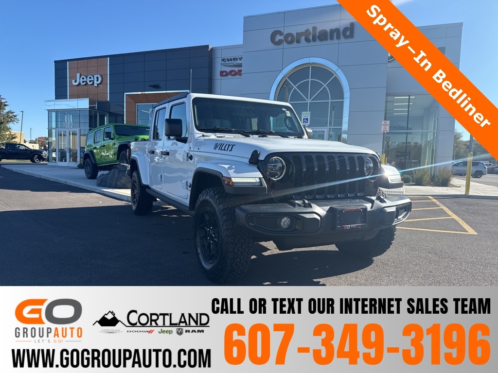 Used 2022 Jeep Gladiator Willys Truck