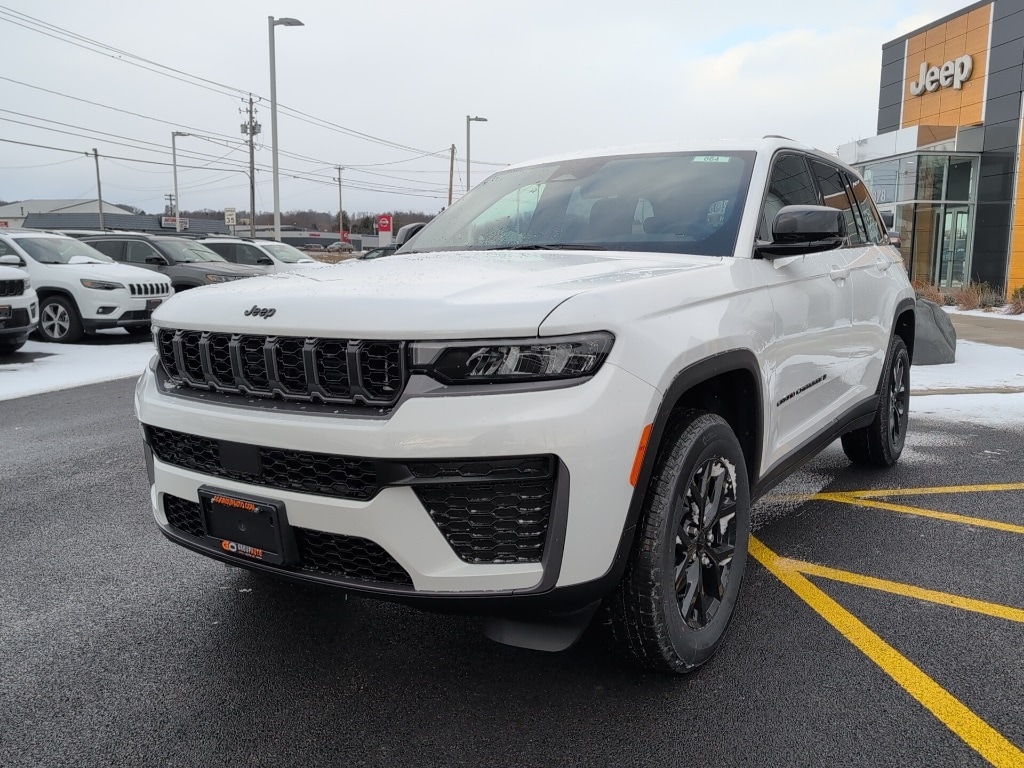 New 2026 Jeep Grand Cherokee ALTITUDE 4X4 Sport Utility