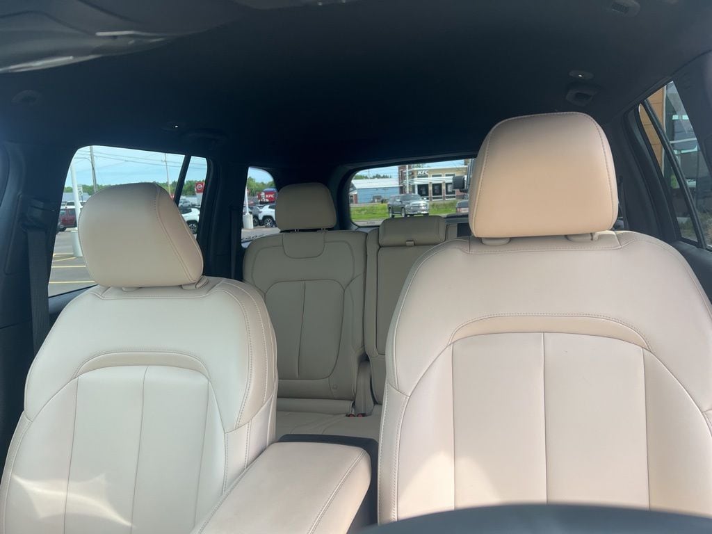 Used 2023 Jeep Grand Cherokee Limited SUV