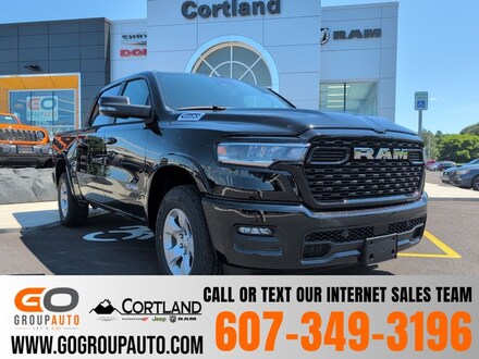 2026 Ram 1500 BIG HORN CREW CAB 4X4 5'7 BOX Pickup