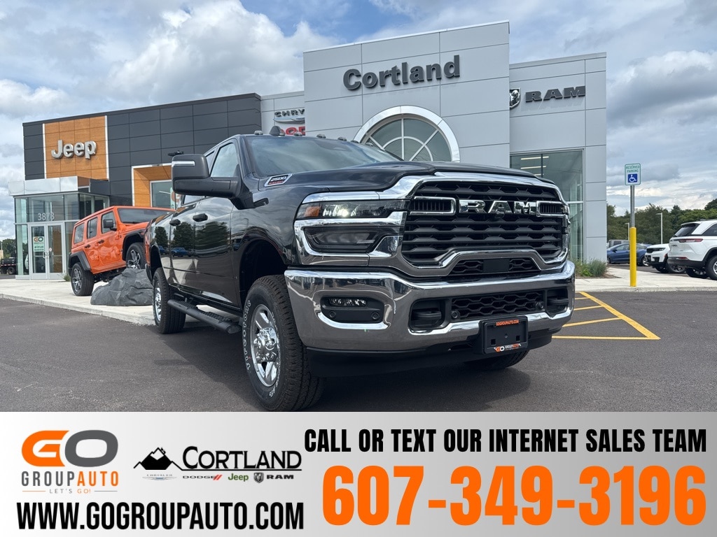2025 Ram 2500 TRADESMAN CREW CAB 4X4 6'4 BOX