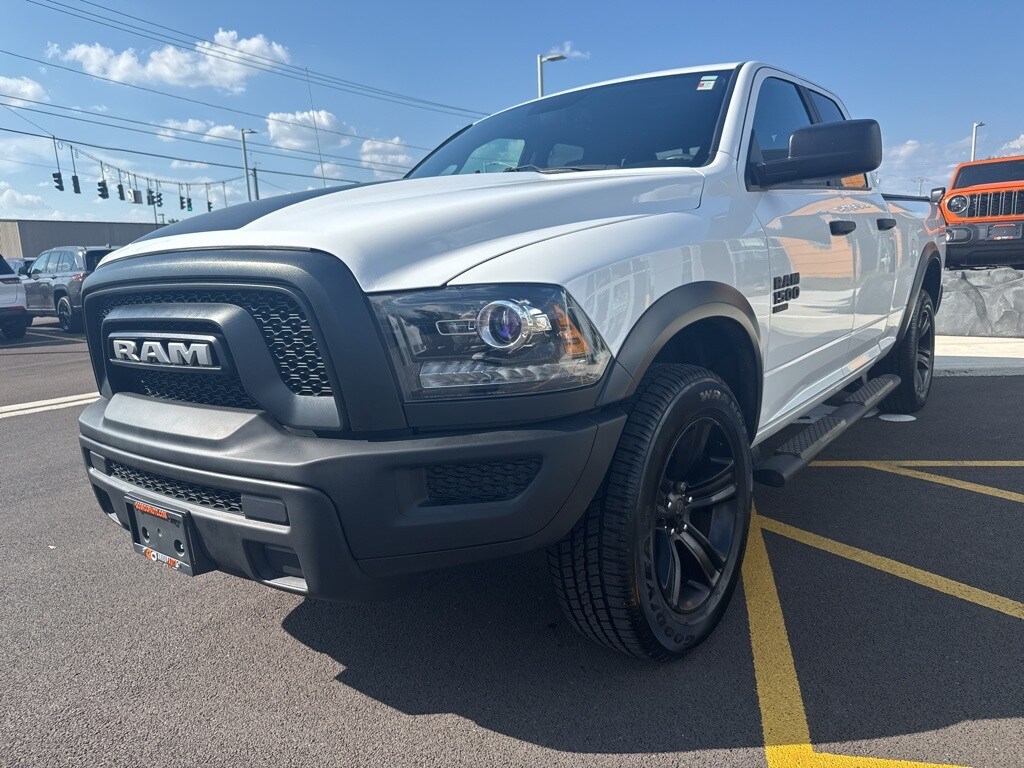 2022 Ram 1500 Classic Warlock photo 2