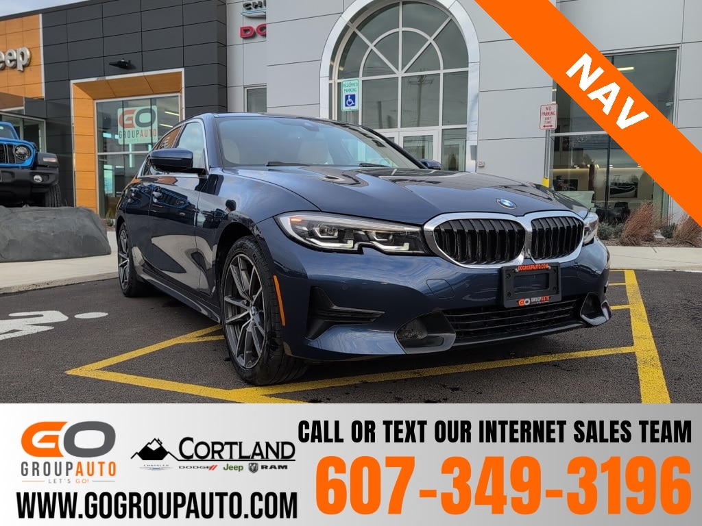 2021 BMW 3 Series 330i's photo