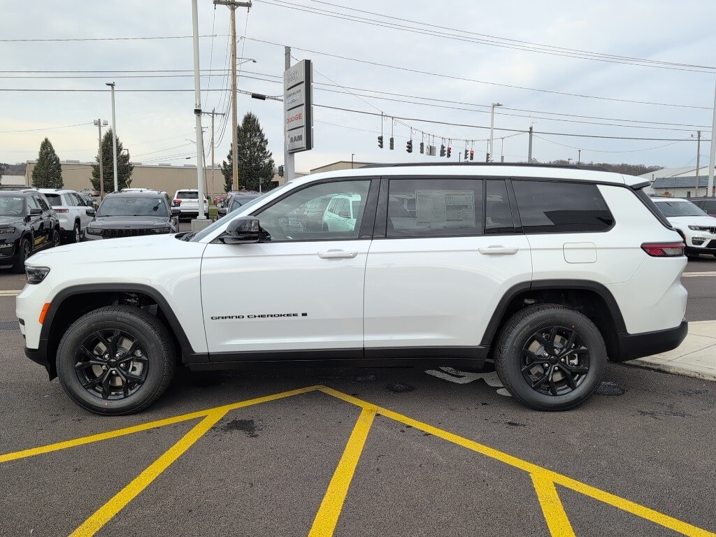 New 2025 Jeep Grand Cherokee L L ALTITUDE X 4X4 Sport Utility