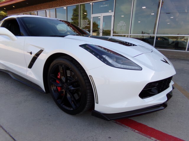 2016 Chevrolet Corvette 2LT Z51 Coupe photo 4