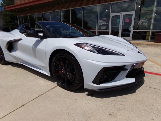 2024 Chevrolet Corvette 2LT Convertible photo 3