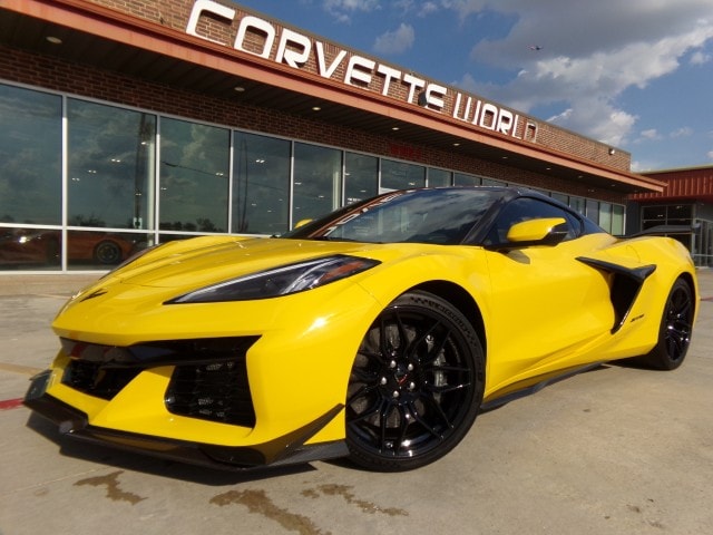 Competition Yellow 2025 Chevrolet Corvette Coupe Rear-Wheel Drive 8-Speed Automatic