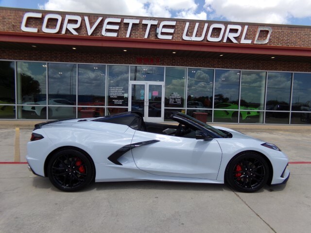 2024 Chevrolet Corvette 2LT Convertible photo 4
