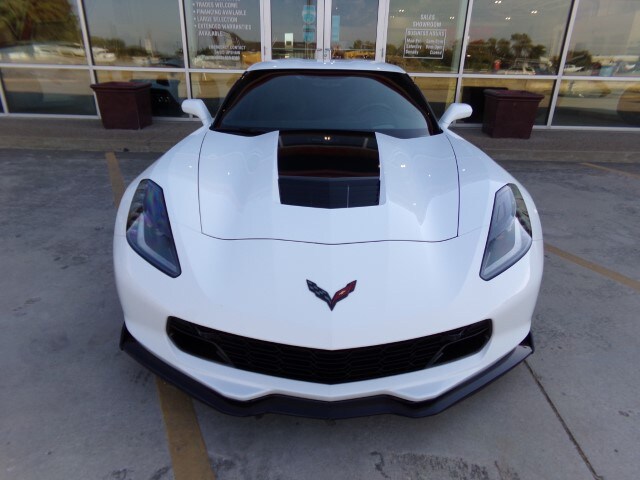 2016 Chevrolet Corvette 2LT Z51 Coupe photo 3