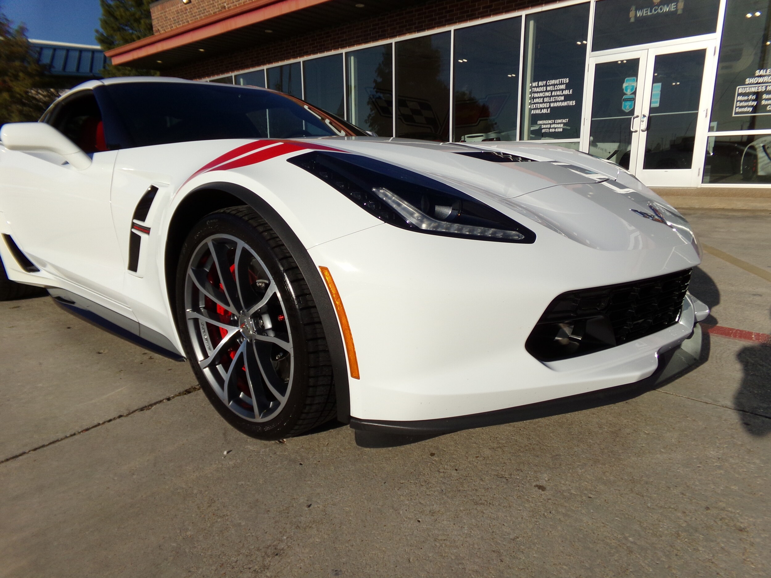 2017 Chevrolet Corvette 2LT Grand Sport Coupe photo 3