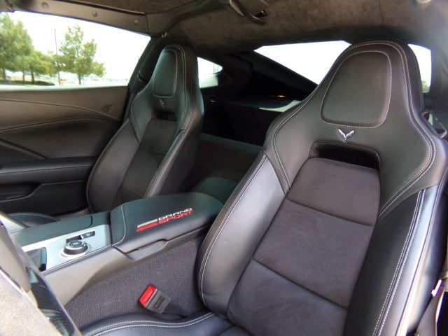 2019 Chevrolet Corvette 3LT - Photo 23