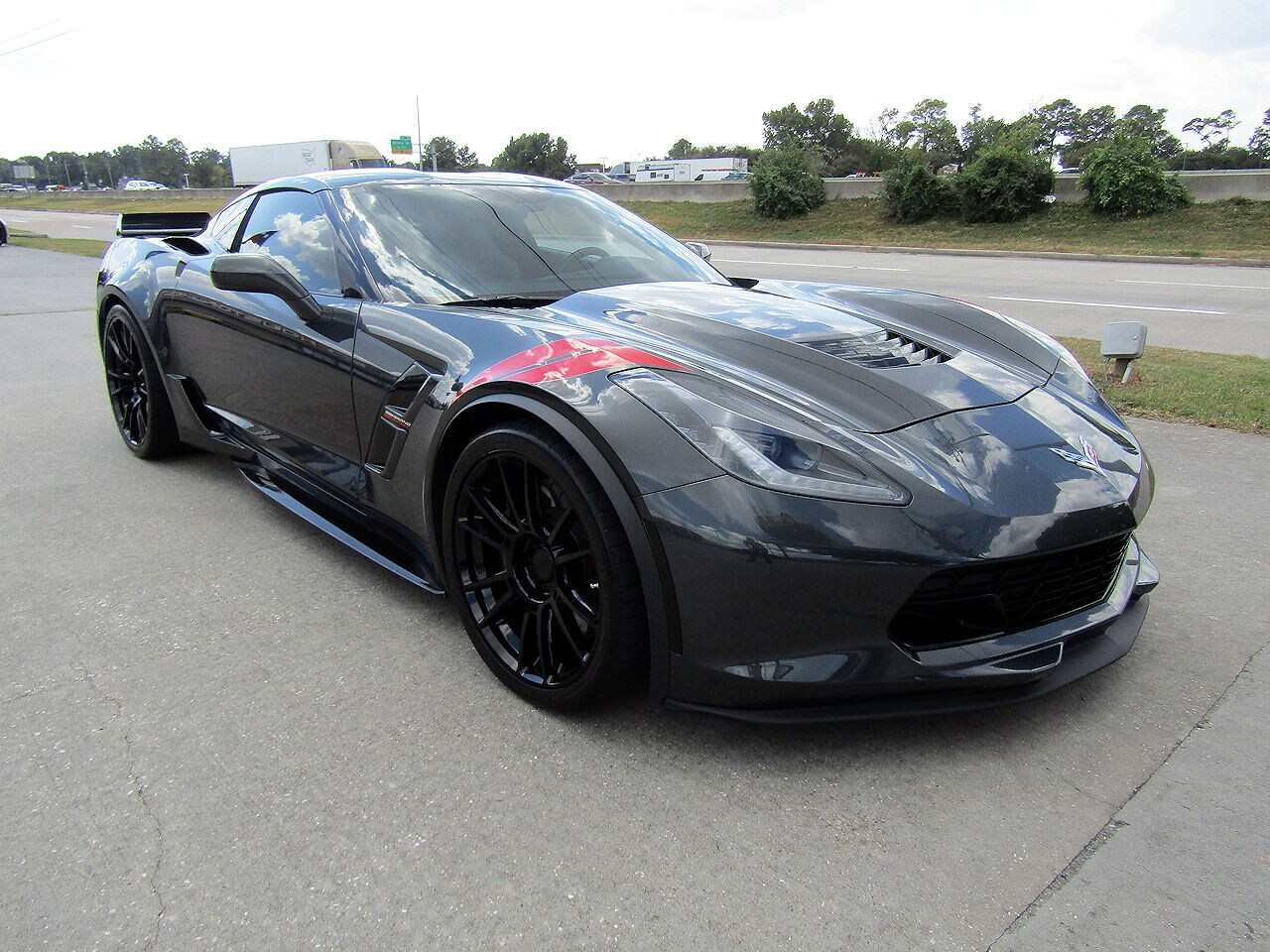 2019 Chevrolet Corvette Grand Sport Coupe photo 3