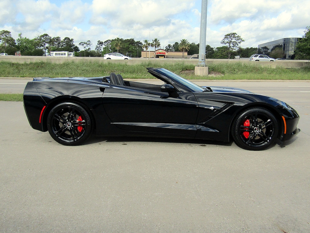 Used 2017 Chevrolet Corvette Stingray 2LT Convertible Convertible