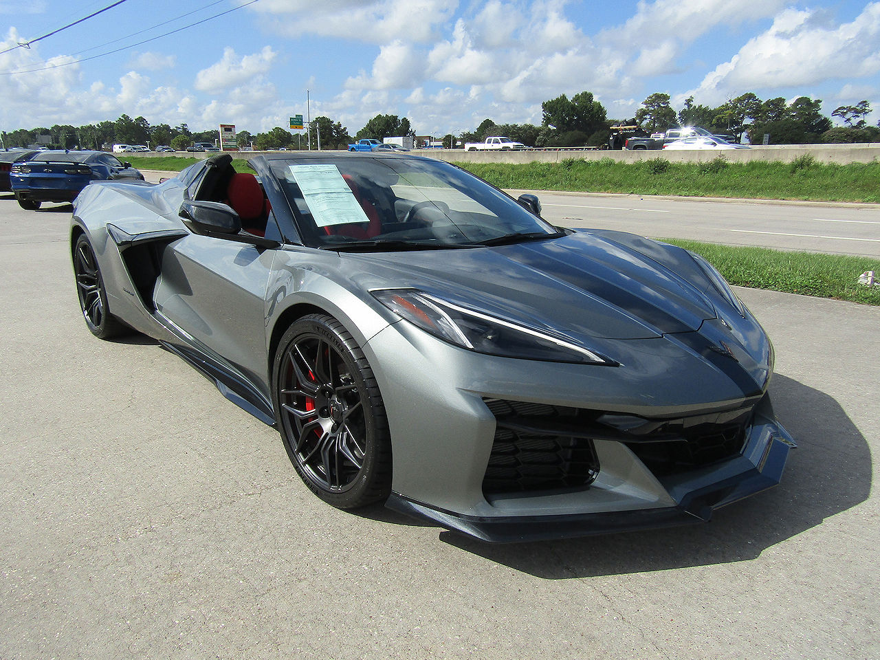 2023 Chevrolet Corvette 3LZ - Photo 3