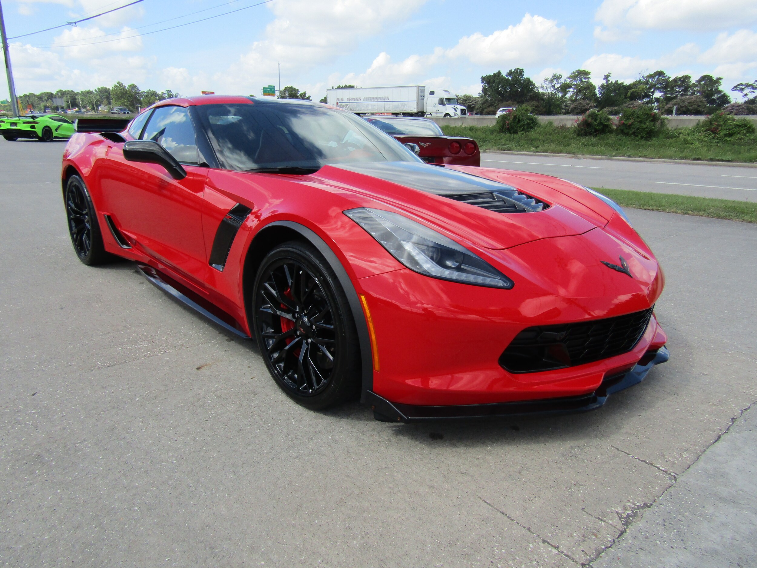 2018 Chevrolet Corvette 2LZ Z06 Coupe photo 3