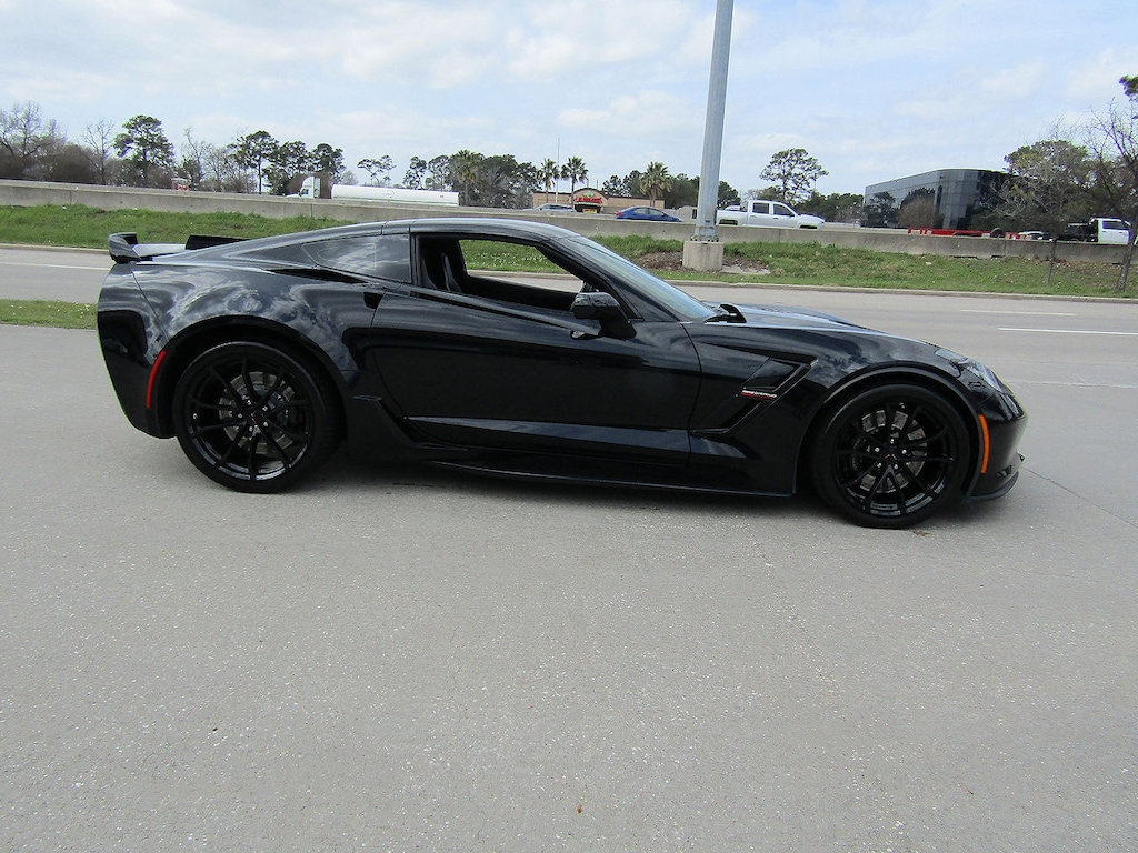 Used 2017 Chevrolet Corvette 2LT Grand Sport Coupe Coupe
