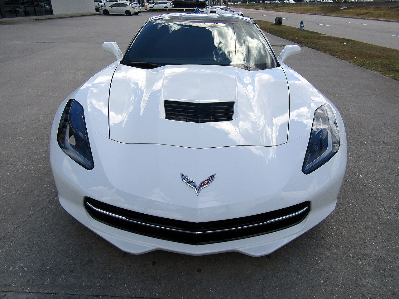 2015 Chevrolet Corvette Stingray 2LT Z51 photo 2