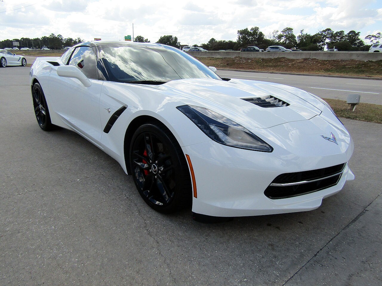 2015 Chevrolet Corvette Stingray 2LT Z51 photo 3