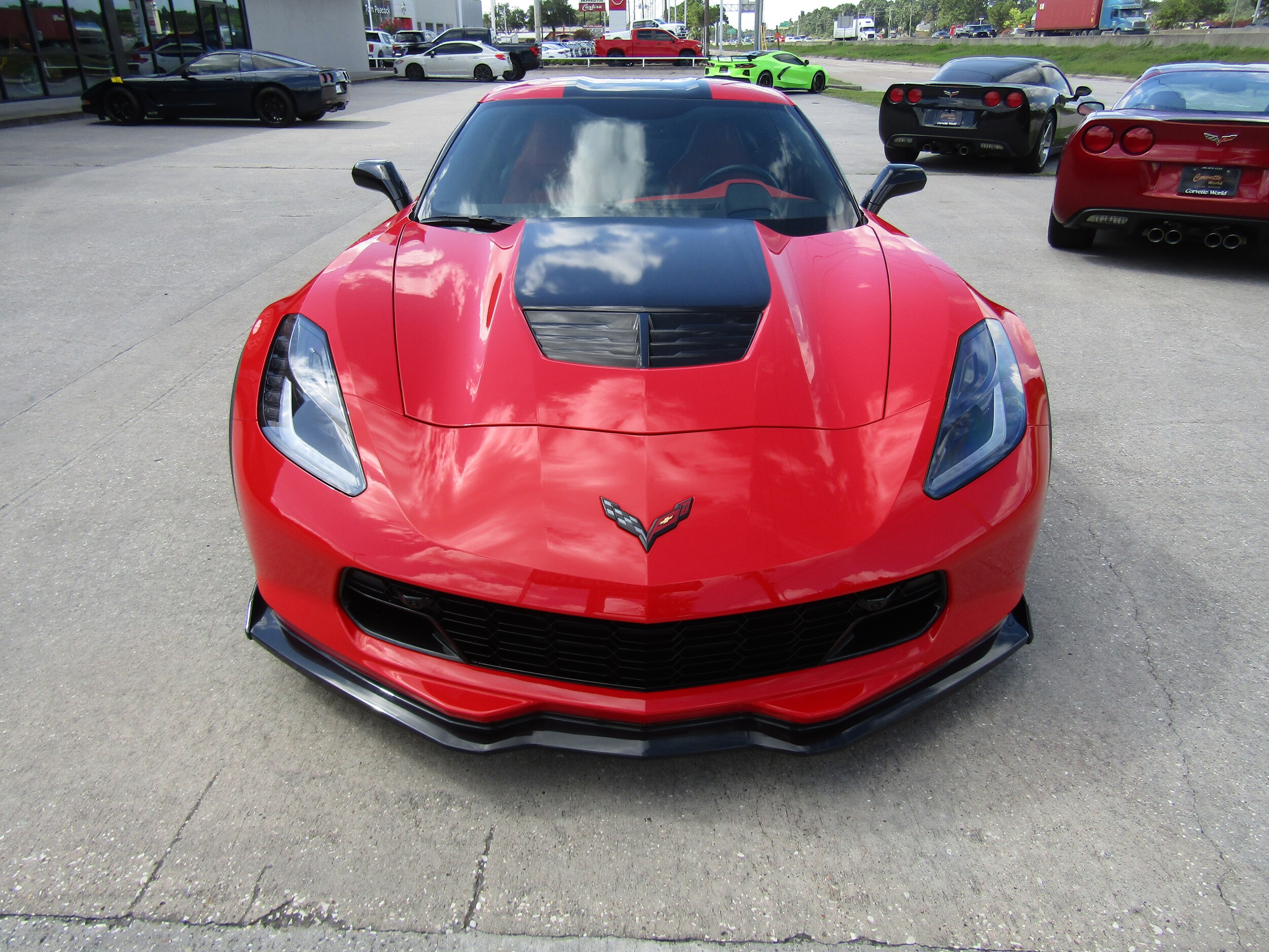 2018 Chevrolet Corvette 2LZ Z06 Coupe photo 2